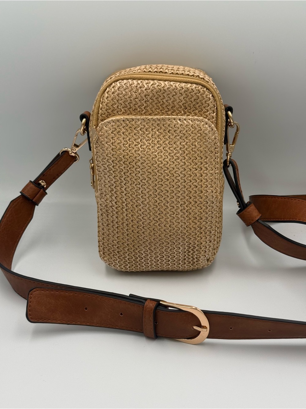 Jen & Co Parker Straw Beige Crossbody Bag with Brown Vegan Leather Strap